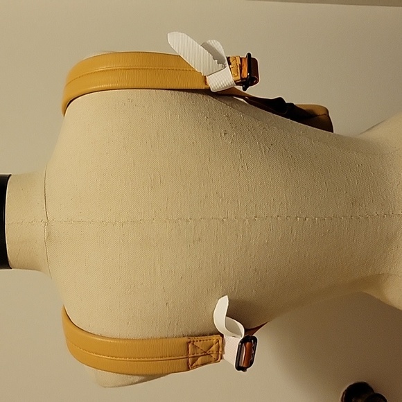 NWT: Danielle Nicole DisneyPixar Up Russell The Spirit of Adventure MiniBackpack - Picture 7 of 16